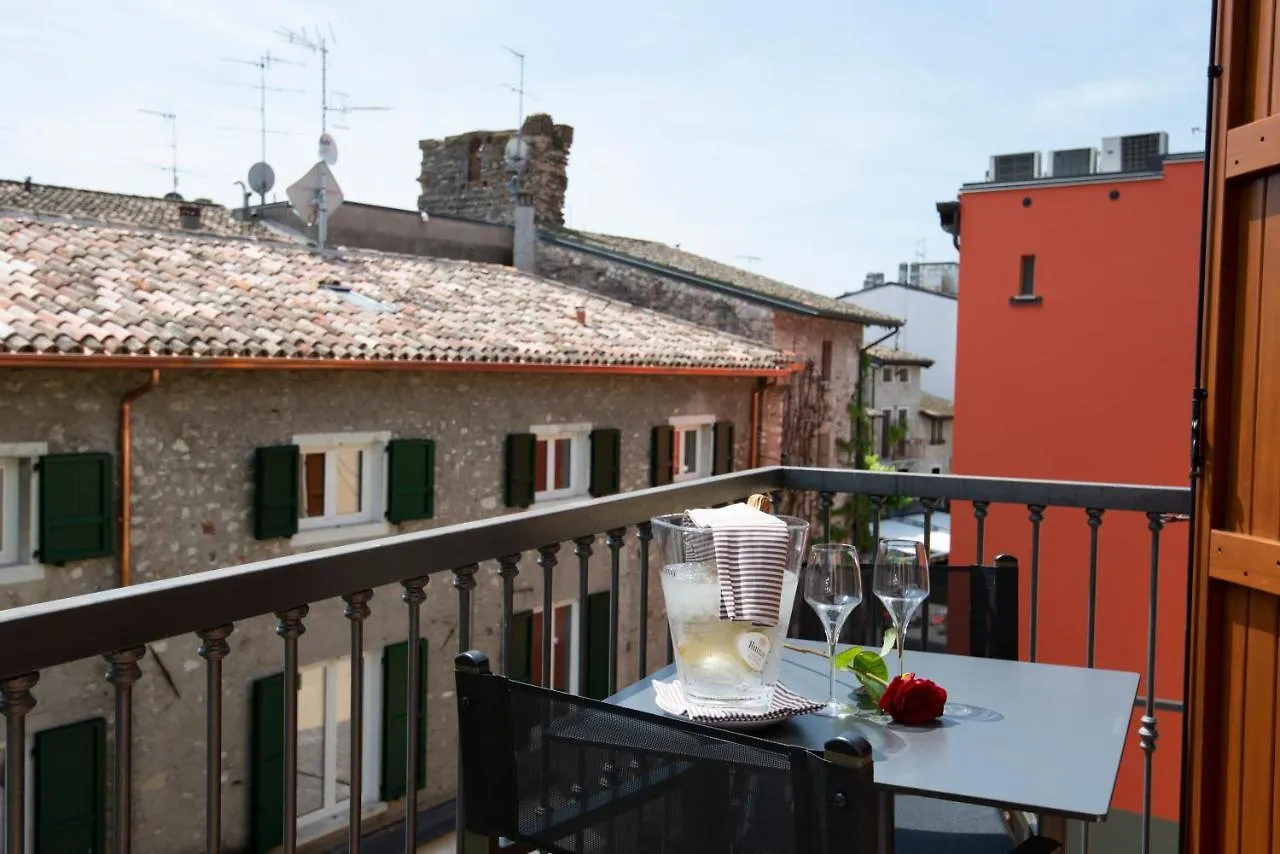 Hotel Corte Regina Sirmione 3*,