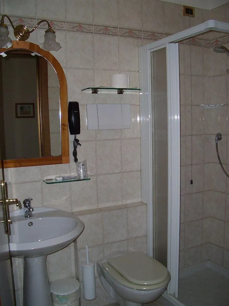 Hotel Corte Regina Sirmione Italy